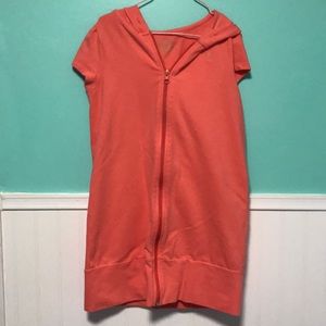 EUC - Girl’s Lilly Pulitzer cover-up - SZ 8-10